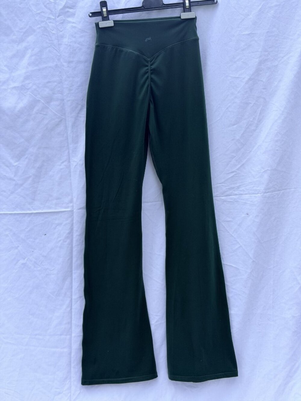 Everyday Core High Rise Flared Pant- Blade - Picture 2 of 5